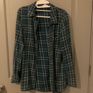 Flannel button up shirt size S. Green plaid.